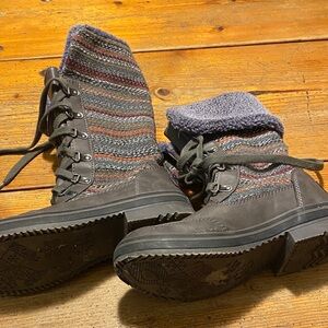 Rocket Dog Gray Boots.